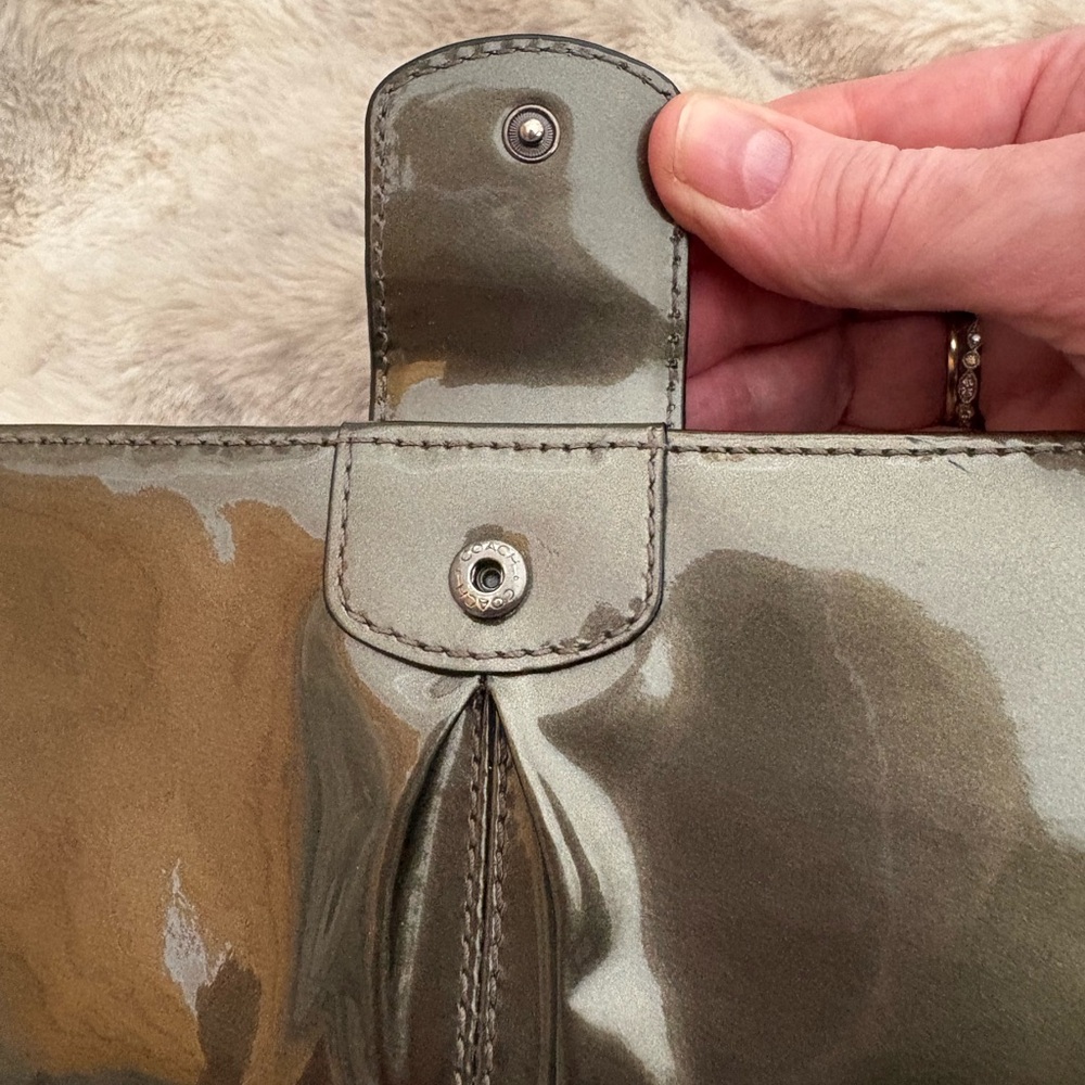 Vintage Coach Grey shiny patten Women's leather wallet - Picture 11 of 11